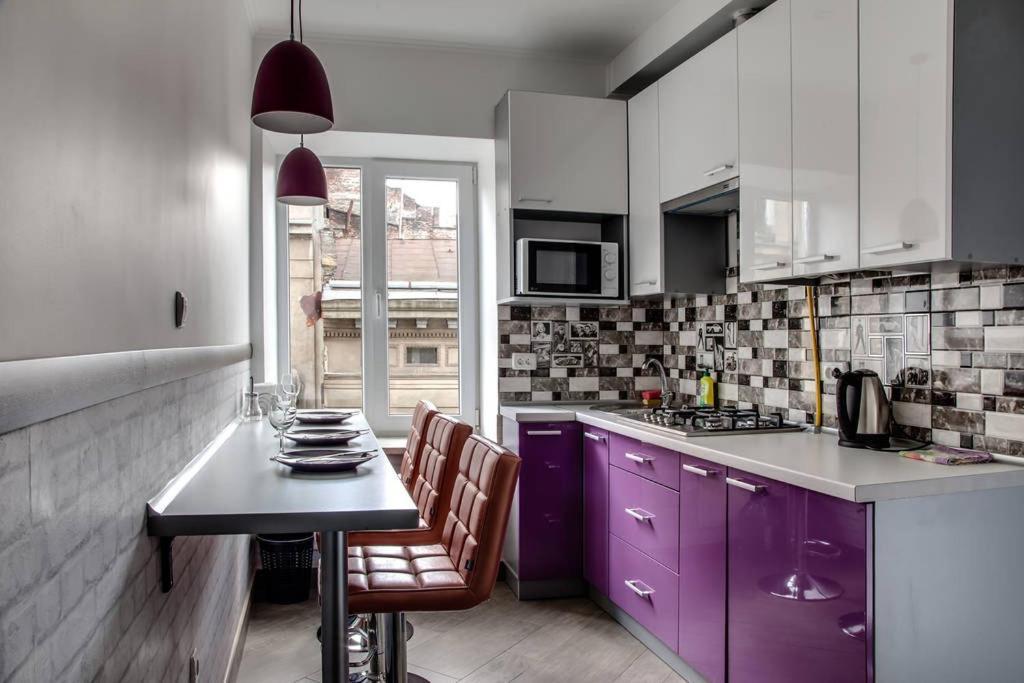 Romantic Apartments - Центр Львова , З Видом На Місто מראה חיצוני תמונה