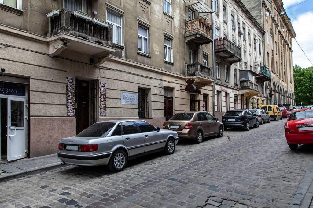 Romantic Apartments - Центр Львова , З Видом На Місто מראה חיצוני תמונה